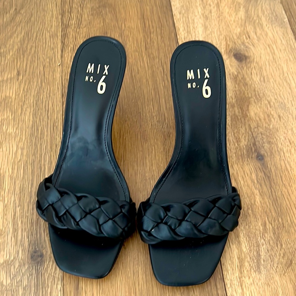 Comfortable low heel